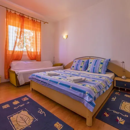 Sanela Apartment Dramalj